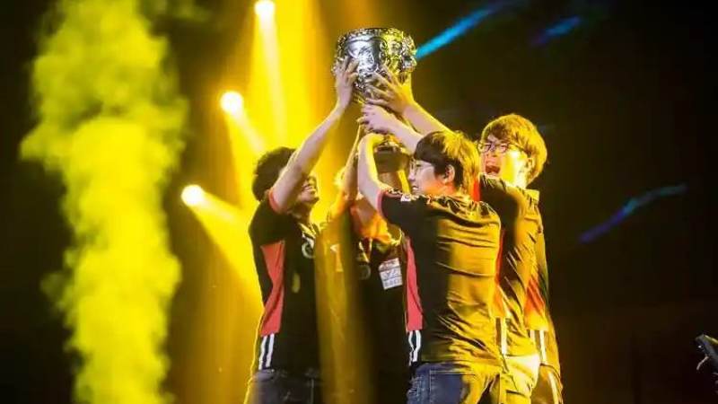 DOTA2国际邀请赛战队实力判断：阵容、预选与战术观察